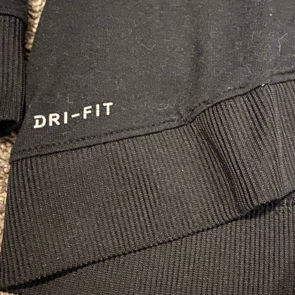 COPY - Nike Girls Sz 6X Long Sleeve Top - Picture 2 of 5